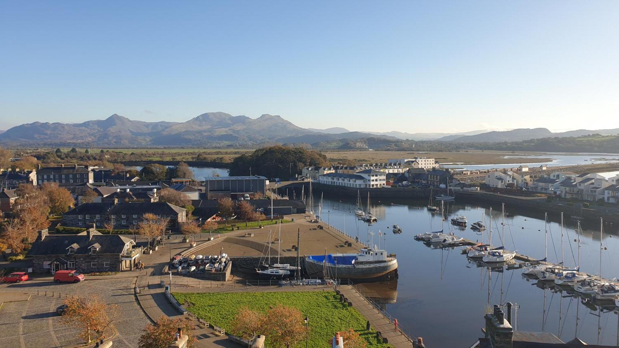 Harbour & Mountain Views, Porthmadog House, Sleeps 9, 4 Bedrooms, Two And Half Bathrooms Екстер'єр фото
